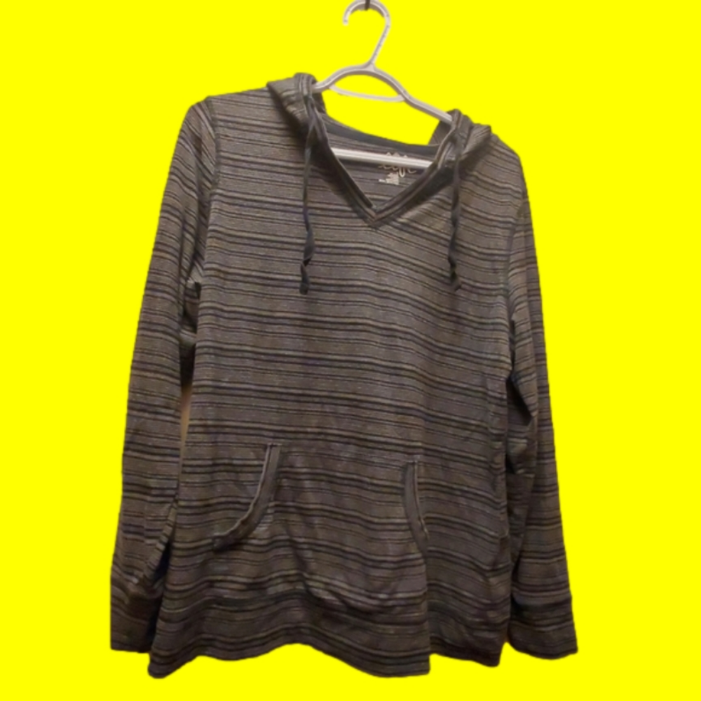 Womens size large gray /black lightweight hoodie